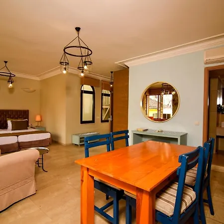 Homestay Gorgeous Flat Near Hadrian's Gate *