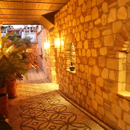 Gorgeous Flat Near Hadrian's Gate *